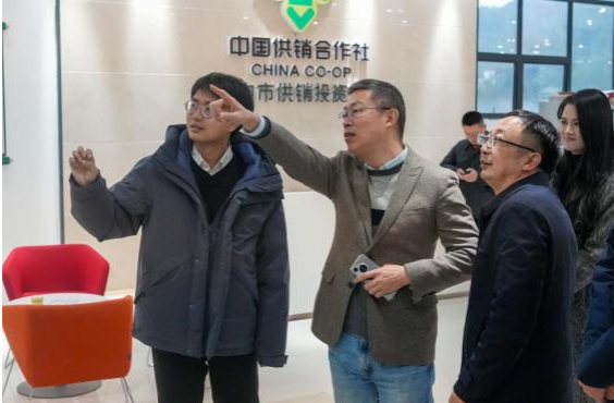 省供銷(xiāo)社黨組成員、總會(huì)計(jì)師彭剛一行蒞巴調(diào)研指導(dǎo)工作